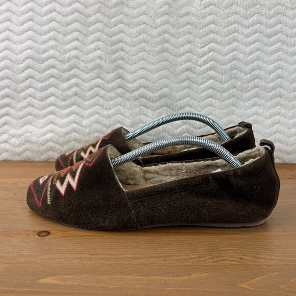 Latigo Anthropologie Sherpa Flats Southwestern Navajo Embroidered Suede Shoe 7.5 - Picture 3 of 8